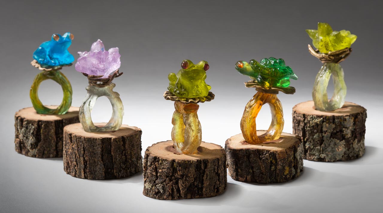 glass sculpture: glass rings